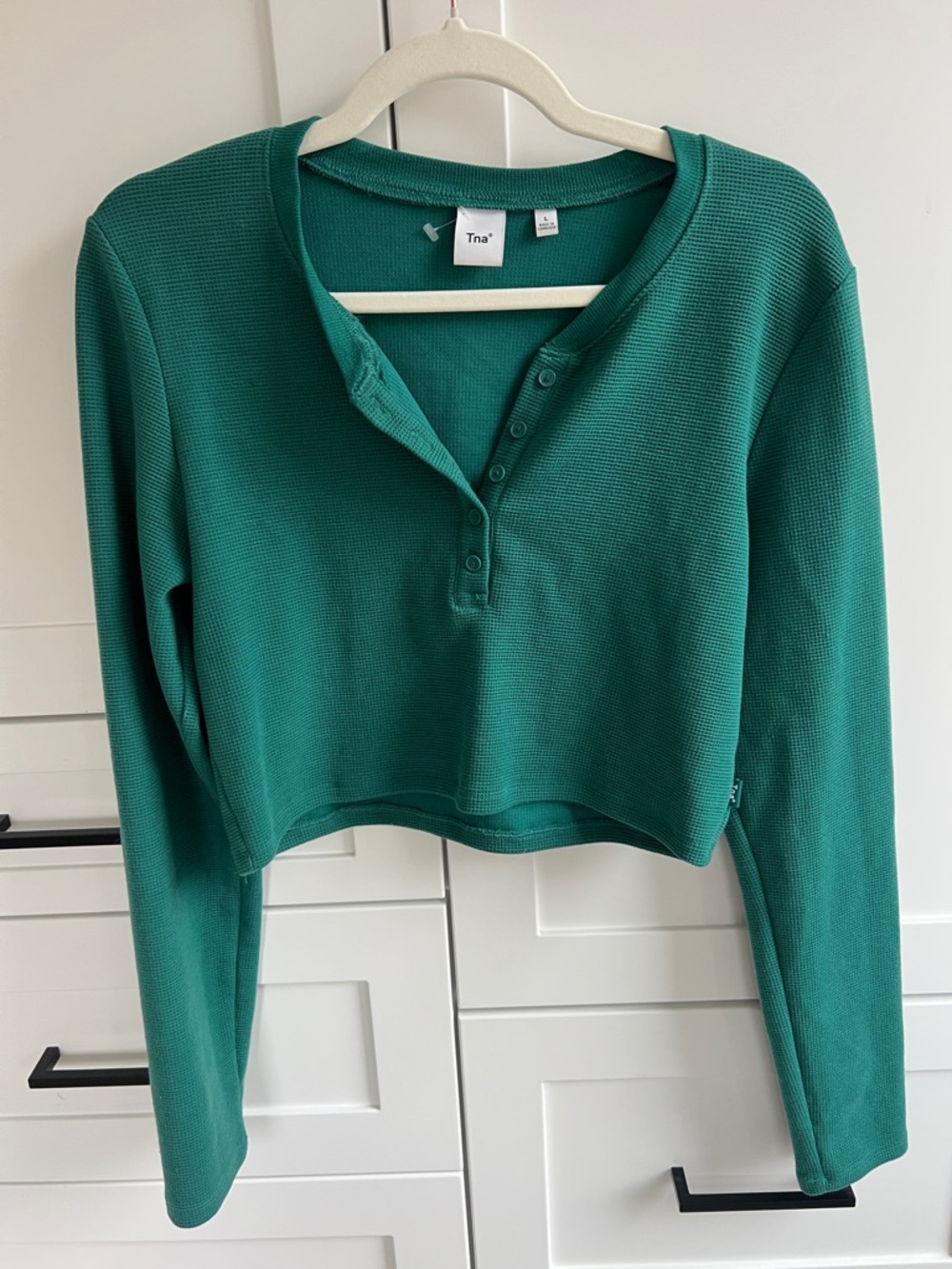 TNA Cropped Henley Long Sleeve Top in Teal Green